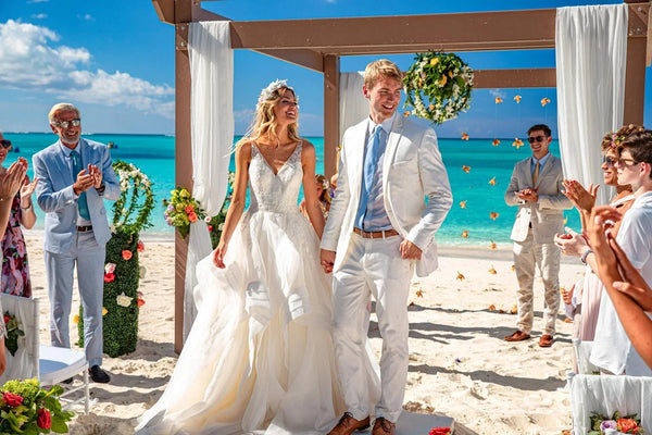 What to Wear to a Wedding - Hannah Rose Vintage Boutique