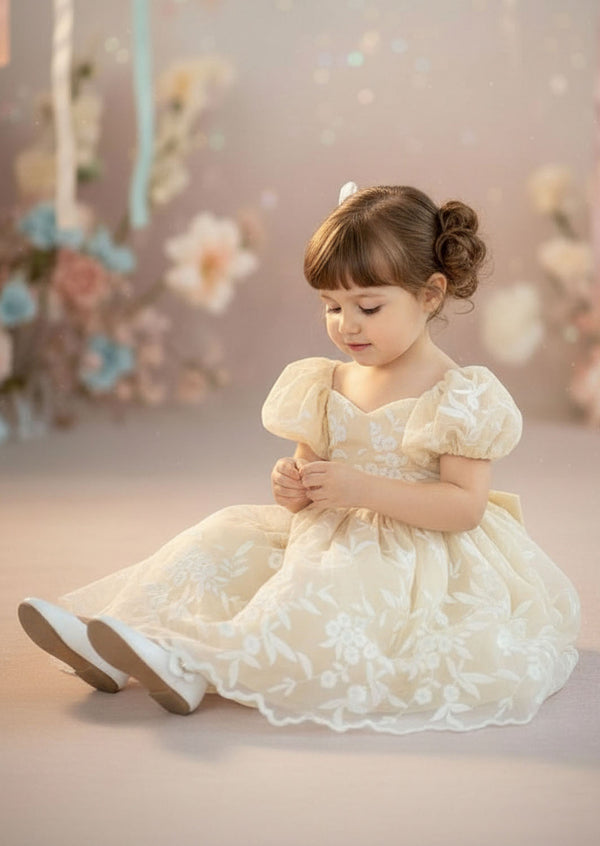 Elegant Ivory Lace Flower Girl Baptism Dress Babies Toddlers Weddings