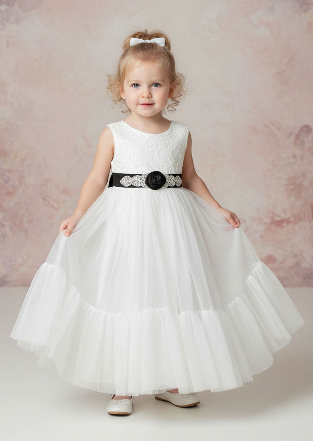 Toddler Sleeveless Mermaid Style Flower Girl Dress in White for Summer Weddings