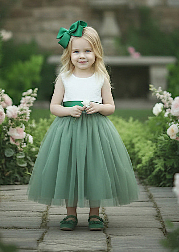 Boho Lace Knee Length Flower Girl Dress  Feathered V‑Back