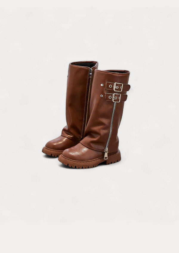 Arias Fable Boots in Brown