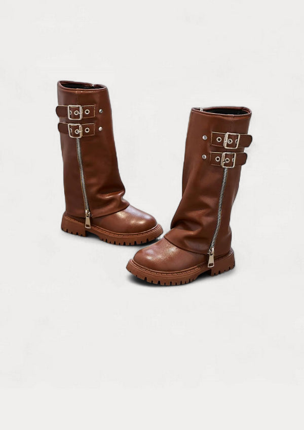 Arias Fable Boots in Brown