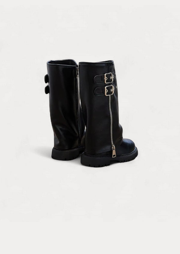 Arias Fable Boots in Black