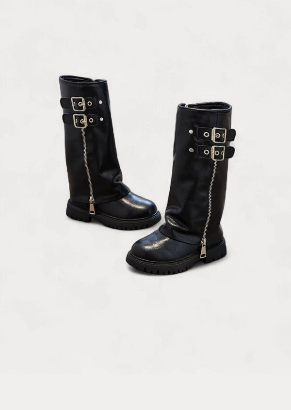 Arias Fable Boots in Black