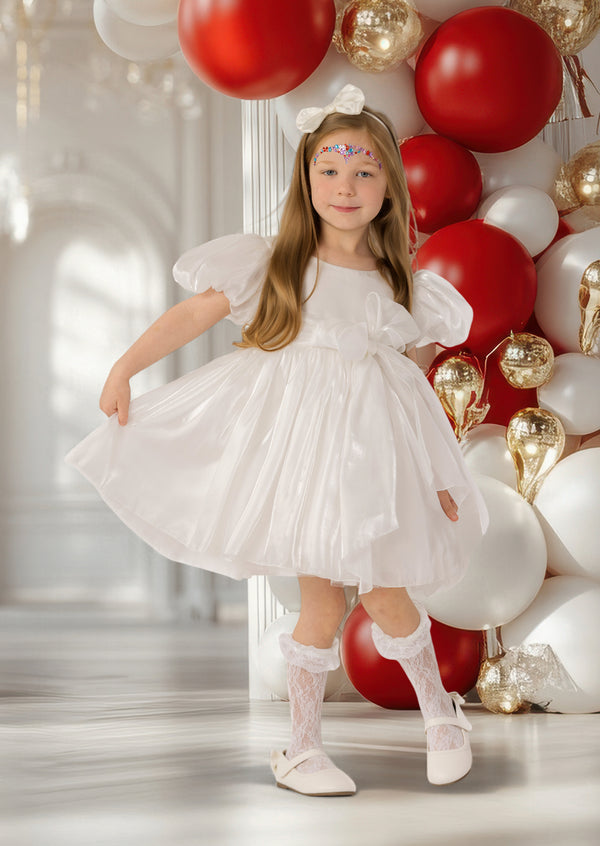Classic white dress for girls, ideal for weddings, birthdays, or formal events
