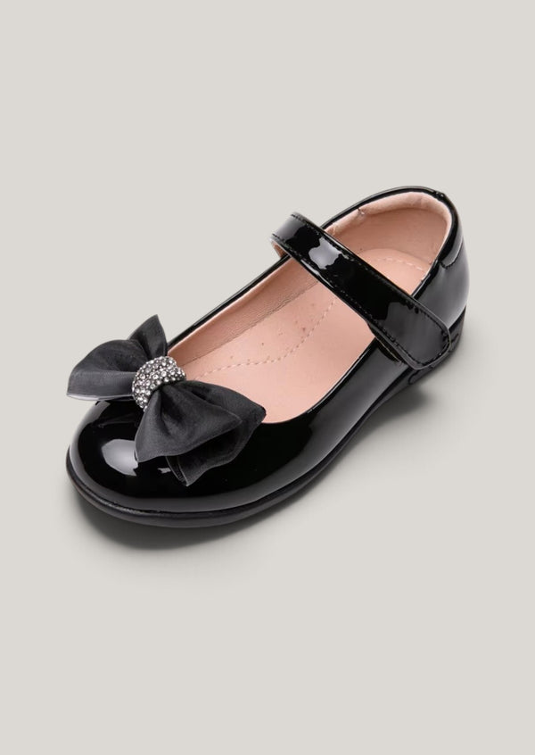 Cecily Flats in Black | Girls Shoes