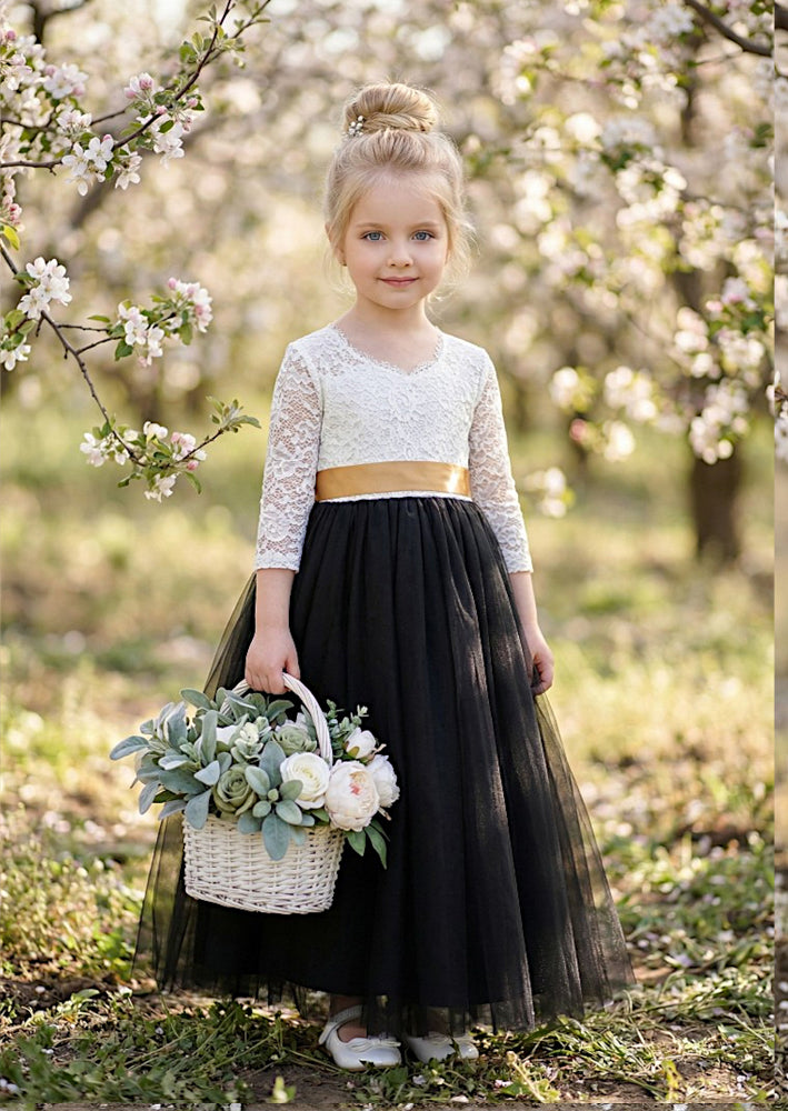Black Lace Tulle Flower Girl Dress Feathered V‑Back
