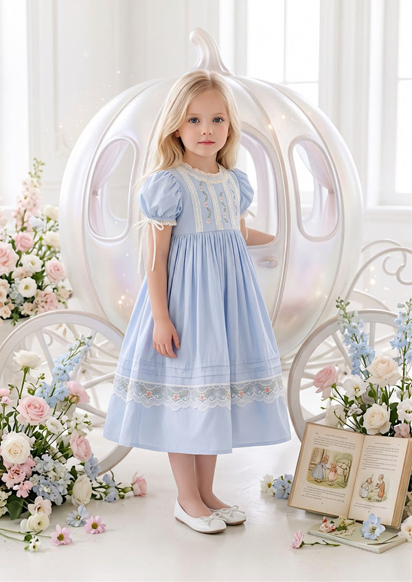 Heirloom Girls Dresses, Hand-Smocked Dresses, Bishop Dresses, Portrait Outfits, Vintage Girls Frocks.