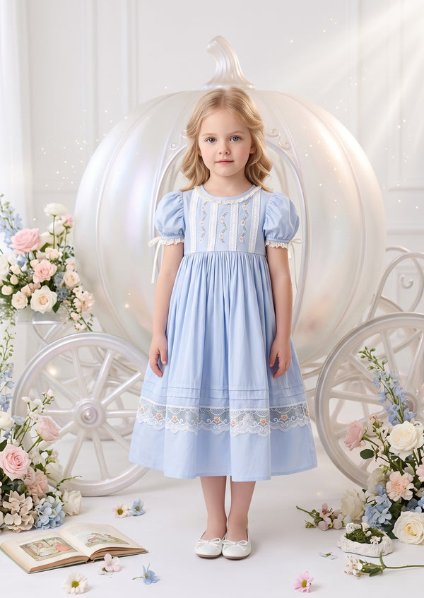 Heirloom Girls Dresses, Hand-Smocked Dresses, Bishop Dresses, Portrait Outfits, Vintage Girls Frocks.