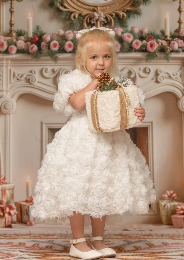 Fleur de Neige Gown — “Snow Flower” in French.