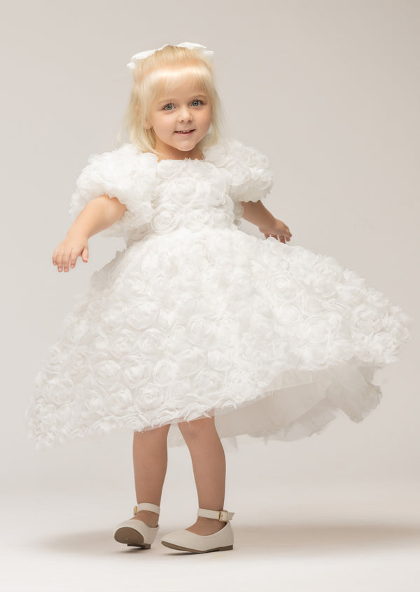 Fleur de Neige Gown — “Snow Flower” in French.