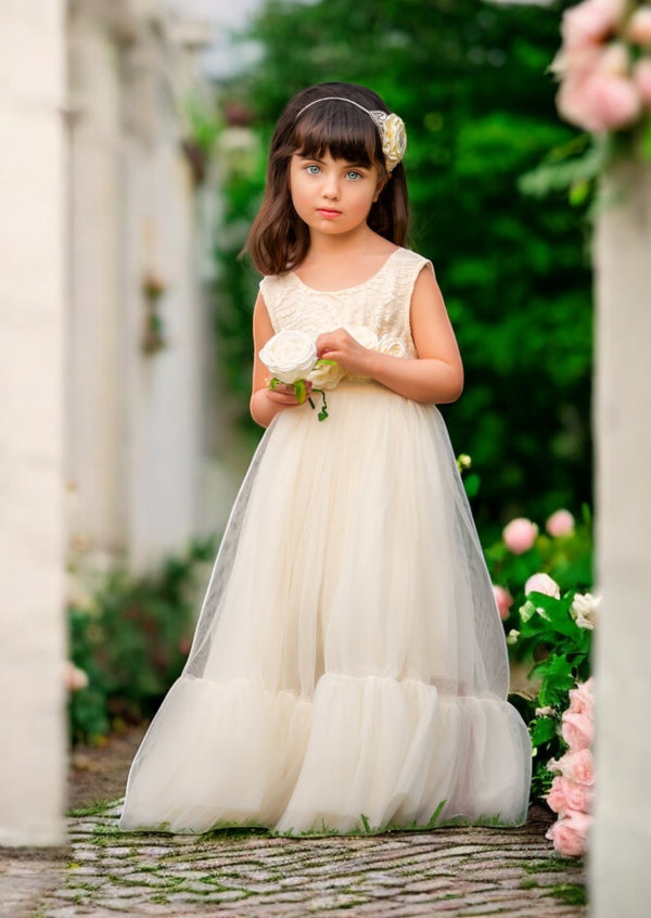 Sleeveless ivory flower girl dresses for toddler girls for summer weddings