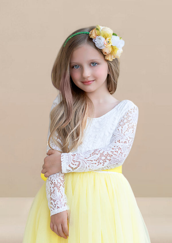 Beautiful flower girl hair accessories
