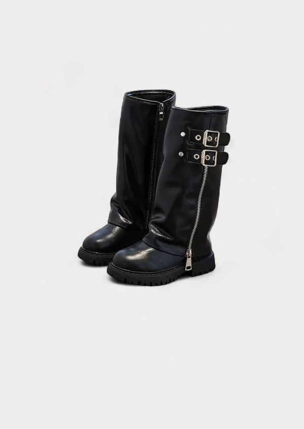 Arias Fable Boots in Black - 