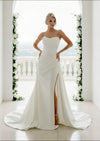 Minimalist Stretch Satin White Wedding Gown with Sweetheart Neckline