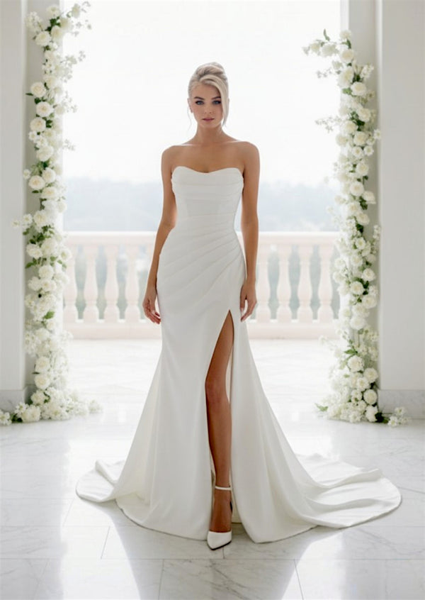 Minimalist Stretch Satin White Wedding Gown with Sweetheart Neckline