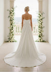 Minimalist Stretch Satin White Wedding Gown with Sweetheart Neckline