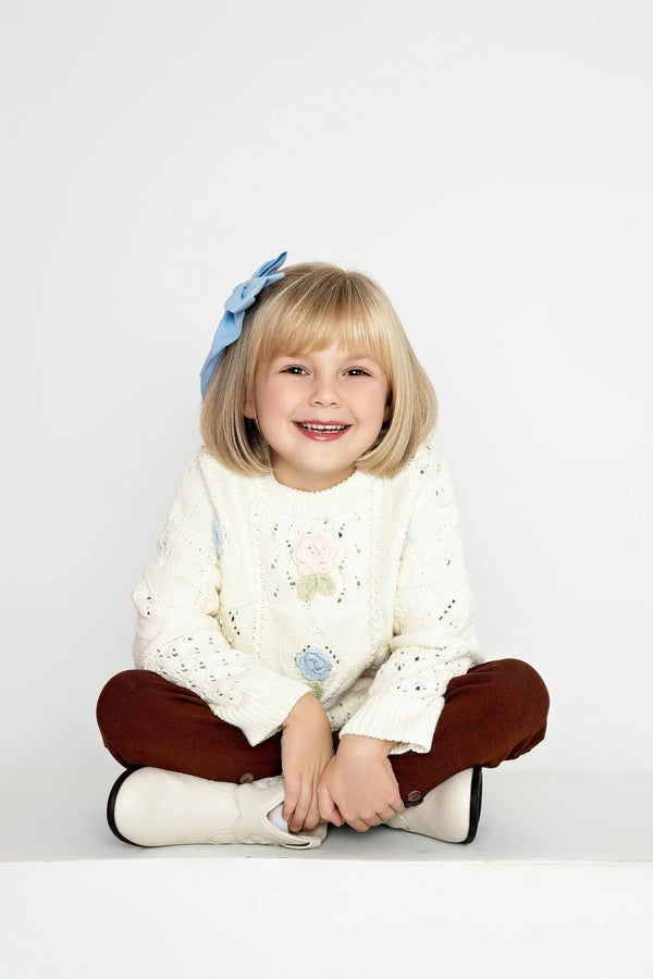 Handknit Flowers Pullover Sweater || Cream - 