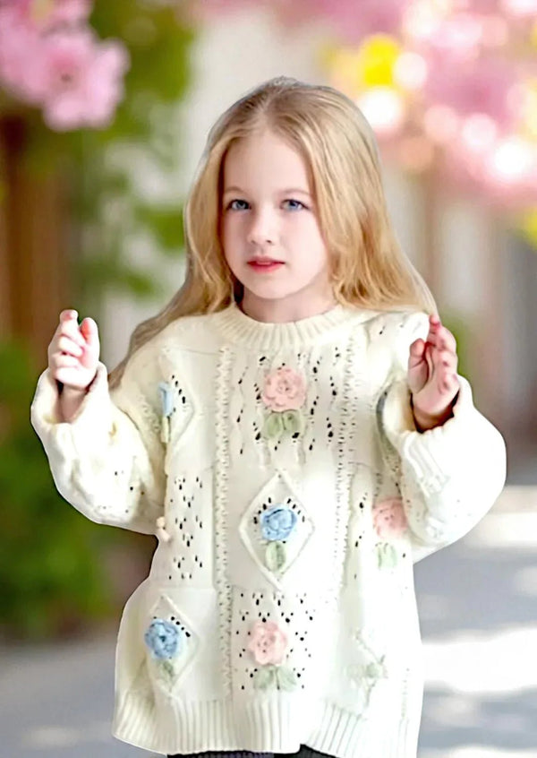 Handknit Flowers Pullover Sweater || Cream - 