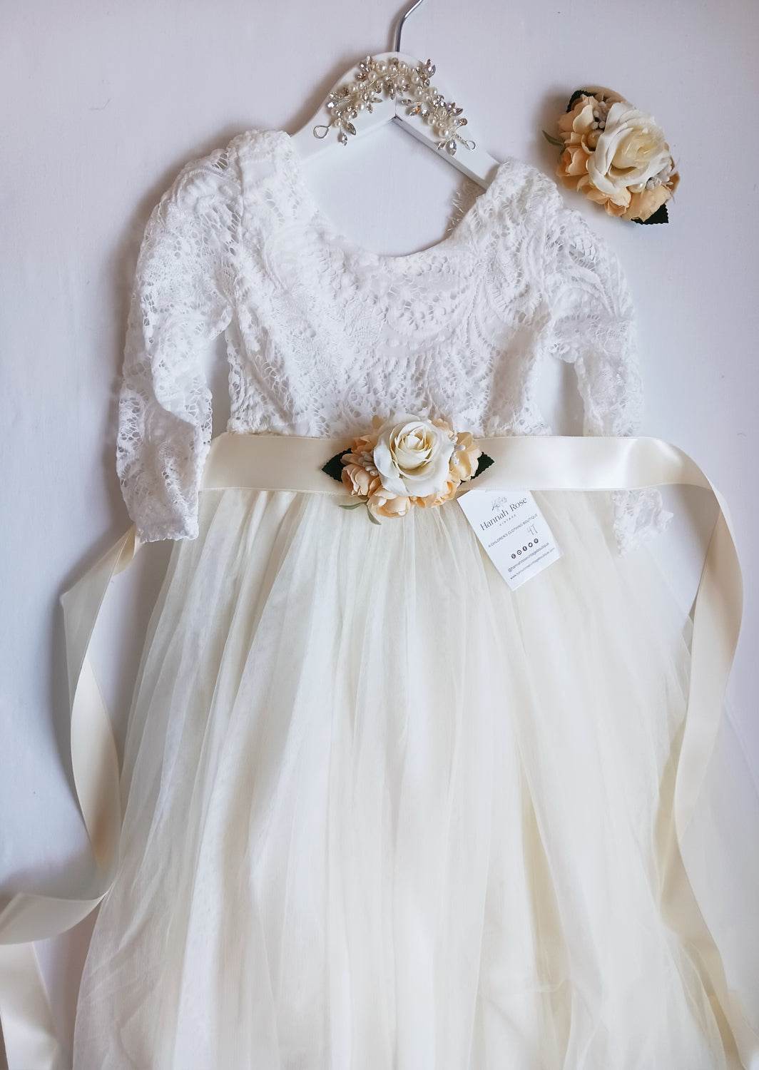 Long Sleeve Ivory Lace Flower Girl Dress – Rustic Vintage Wedding Gown for Toddler or Junior Bridesmaid