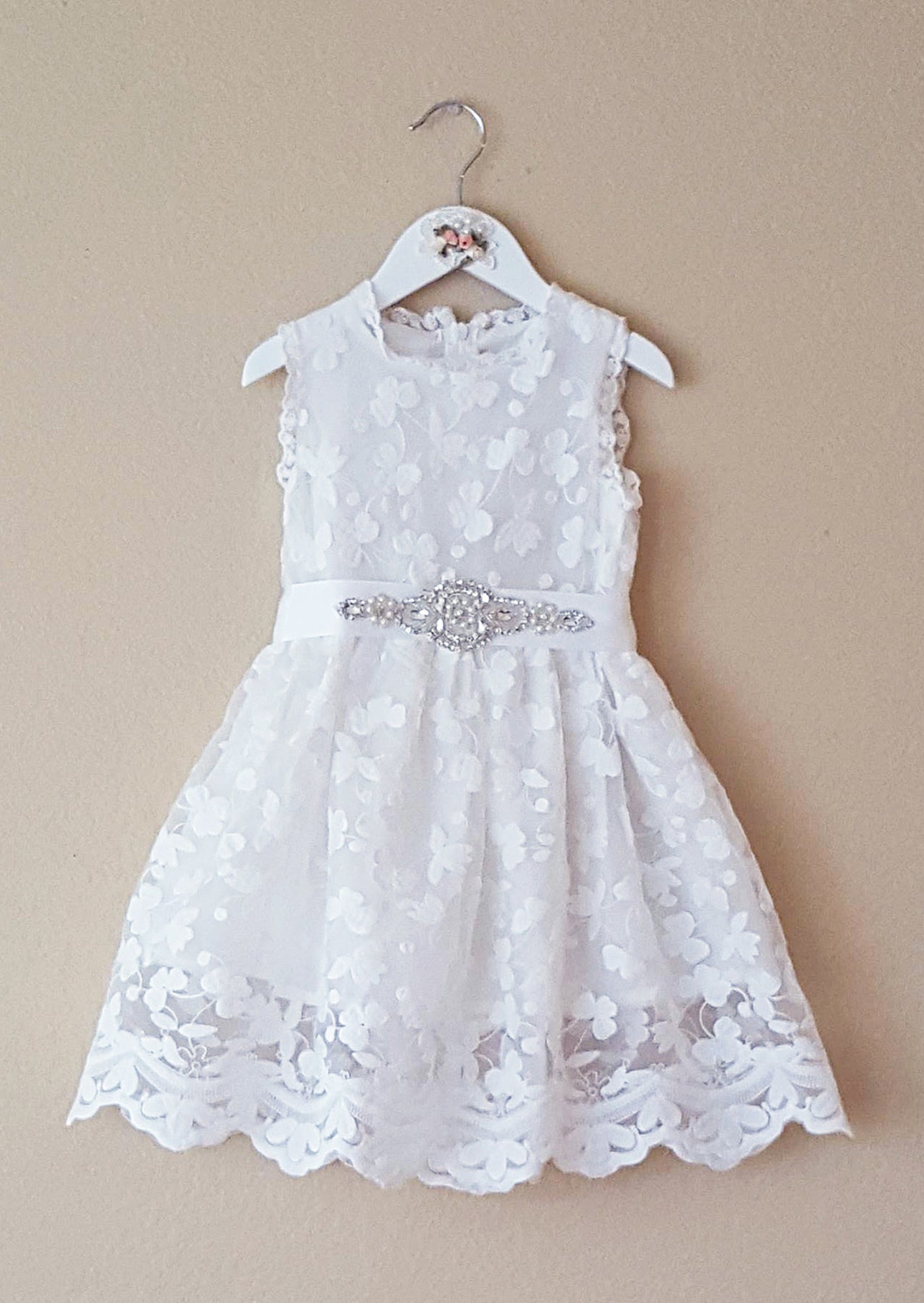 GIRLS WHITE LACE DRESS - Hannah Rose Vintage Boutique